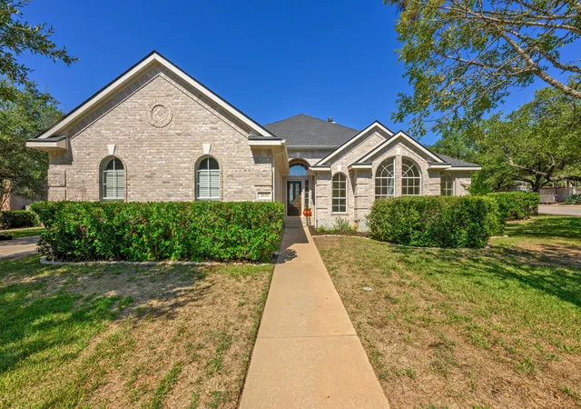 Photo 1 of Single family home for sale at 3600 Normandy Ridge Ln, Austin, TX 78738 | MLS# 8499845 | Listing updated on 2026-10-28