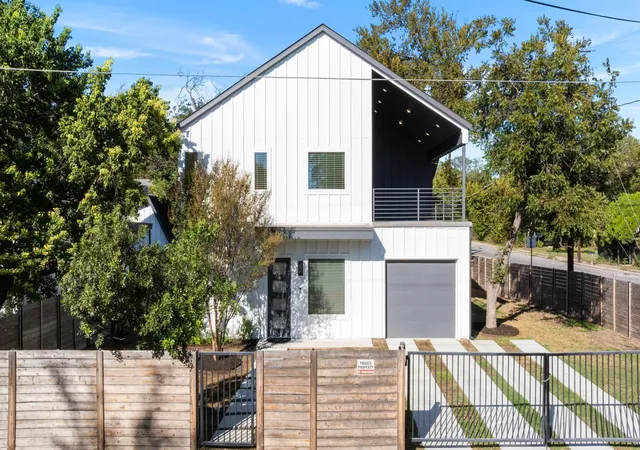 Single family home for sale at 102 W Fawnridge Dr, Austin, TX 78753 | MLS# 5773425