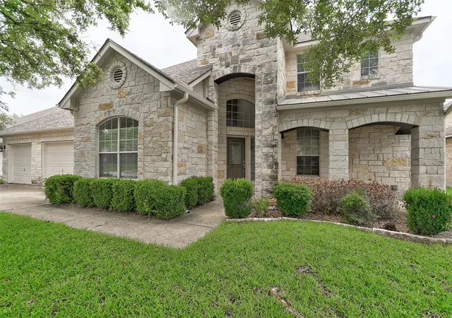 Photo 3 of Single family home for sale at 3129 Goldenoak Cir, Round Rock, TX 78681 | MLS# 8197414 | Listing updated on 2026-10-10
