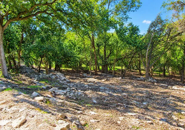 Photo 4 of Land for sale at 2006 Casa Grande Dr, Austin, TX 78733 | MLS# 3427597 | Listing updated on 2026-10-09