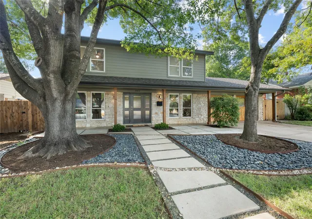 Photo 2 of Single family home for sale at 6812 Pioneer Pl, Austin, TX 78757 | MLS# 8744660 | Listing updated on 2026-10-10