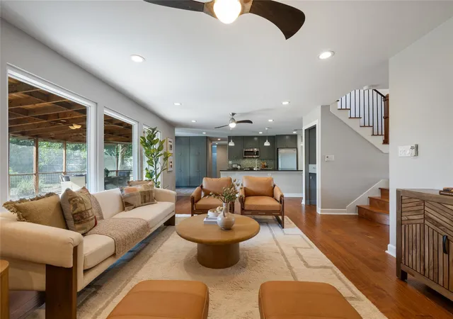 Photo 4 of Single family home for sale at 6812 Pioneer Pl, Austin, TX 78757 | MLS# 8744660 | Listing updated on 2026-10-10