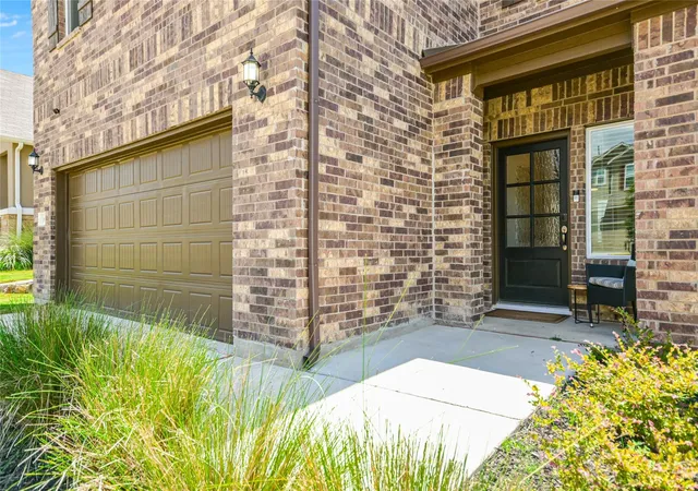 Photo 1 of Single family home for sale at 163 Longstraw Dr, Buda, TX 78610 | MLS# 8072142 | Listing updated on 2026-10-09
