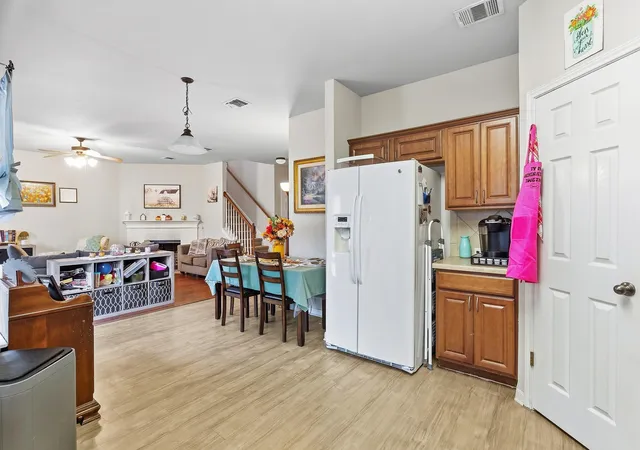 Photo 4 of Single family home for sale at 904 Elmwood Dr, Georgetown, TX 78628 | MLS# 4080318 | Listing updated on 2026-10-10