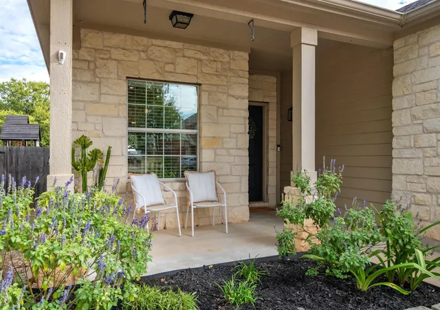 Photo 2 of Single family home for sale at 216 Hoot Owl Ln N, Leander, TX 78641 | MLS# 4708274 | Listing updated on 2026-10-22