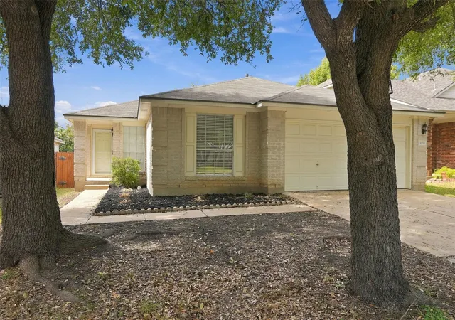 Photo 2 of Single family home for sale at 3920 Whitey Frd Way, Round Rock, TX 78665 | MLS# 7512478 | Listing updated on 2026-10-30
