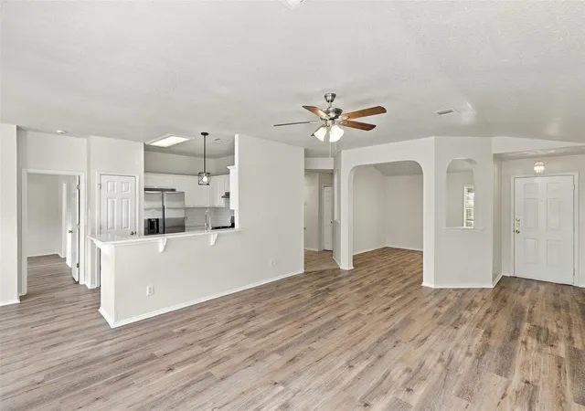 Photo 4 of Single family home for sale at 3920 Whitey Frd Way, Round Rock, TX 78665 | MLS# 7512478 | Listing updated on 2026-10-30