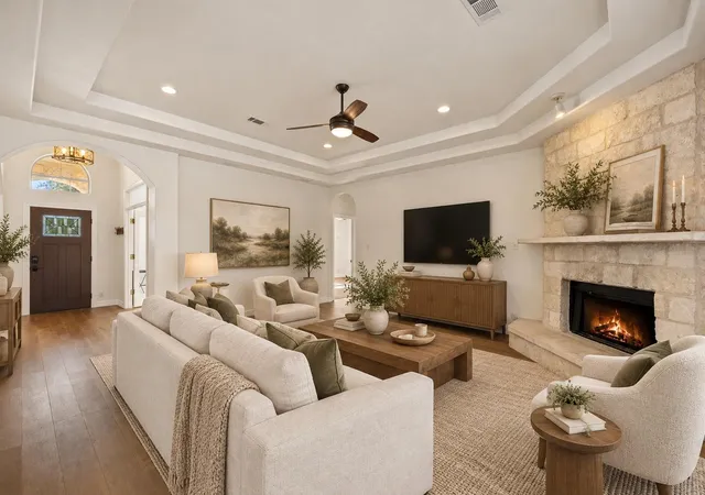 Photo 4 of Single family home for sale at 1025 Sunset Cyn Dr N, Dripping Springs, TX 78620 | MLS# 9440006 | Listing updated on 2026-10-10