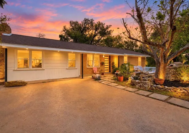 Photo 1 of Single family home for sale at 4505 Dudley Dr, Austin, TX 78735 | MLS# 9956270 | Listing updated on 2026-10-24