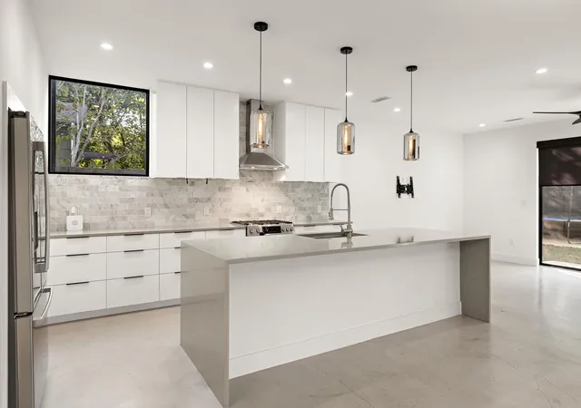 Photo 3 of Single family home for sale at 2935 Pannell St, Austin, TX 78722 | MLS# 7918527 | Listing updated on 2026-10-12