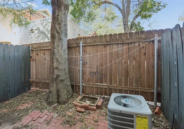 Photo 3 of Condo for sale at 1010 W 23rd Street #5, Austin, TX 78705 | MLS# 3863154 | Listing updated on 2026-10-09