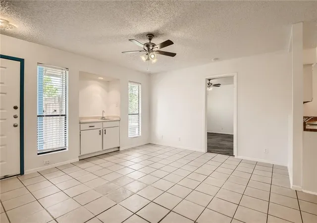 Photo 3 of Multi family home for sale at 905 & 907 Chisholm Cv, Round Rock, TX 78681 | MLS# 9690968 | Listing updated on 2026-10-10