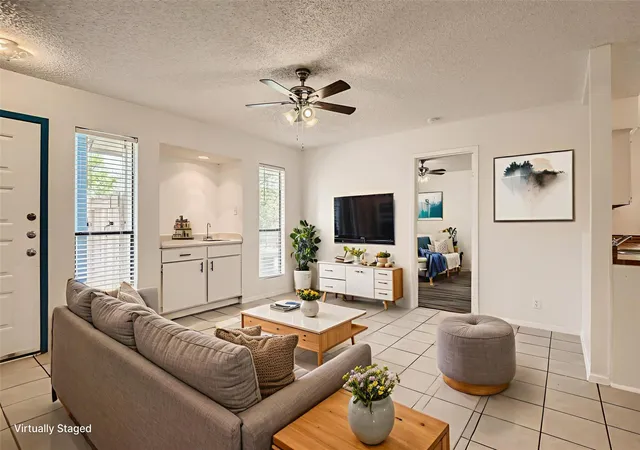 Photo 3 of House for sale at 905 & 907 Chisholm Cv, Round Rock, TX 78681 | MLS# 9690968 | Listing updated on 2026-10-10
