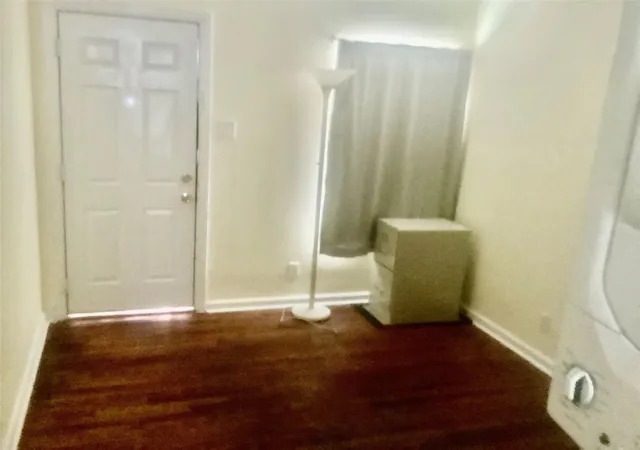 Photo 2 of Condo for sale at 204 E 30th Street #102, Austin, TX 78705 | MLS# 7116092 | Listing updated on 2026-10-20