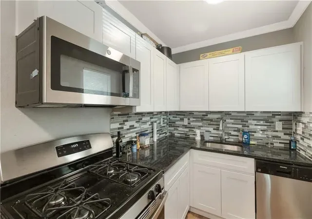 Photo 1 of Condo for sale at 204 E 30th Street #102, Austin, TX 78705 | MLS# 7116092 | Listing updated on 2026-10-20