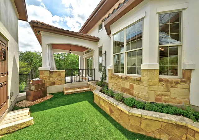 Photo 3 of Single family home for sale at 3107 Frijolita St, Austin, TX 78730 | MLS# 2509648 | Listing updated on 2026-10-25