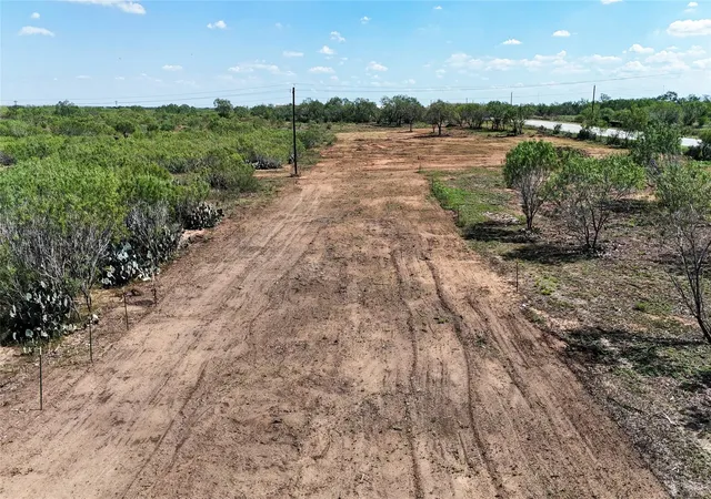 Photo 2 of Land for sale at Lot 1 County Rd 422, Pleasanton, TX 78064 | MLS# 2719296 | Listing updated on 2026-10-10