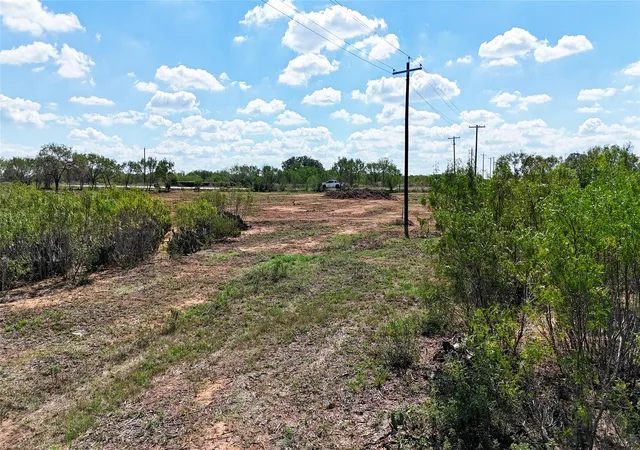 Photo 4 of Land for sale at Lot 1 County Rd 422, Pleasanton, TX 78064 | MLS# 2719296 | Listing updated on 2026-10-10