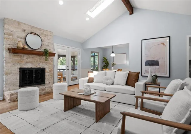 Photo 3 of Single family home for sale at 5101 Trail W Dr, Austin, TX 78735 | MLS# 8003808 | Listing updated on 2026-10-28