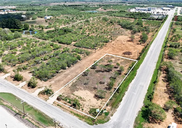 Land for sale at Lot 8 County Rd 422, Pleasanton, TX 78064 | MLS# 7074424