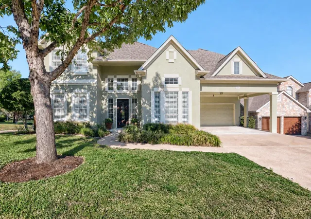 Single family home for sale at 2801 Lenwood Ct, Austin, TX 78738 | MLS# 3497754