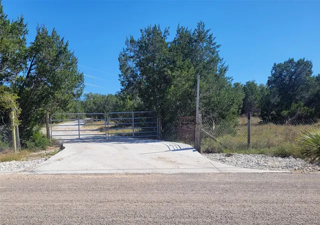 Land for sale at 648 Bonita Dr, Blanco, TX 78606 | MLS# 8131761