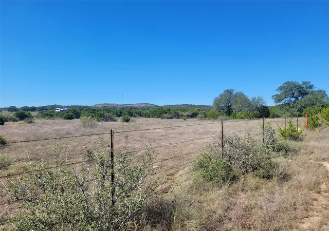 Photo 1 of House for sale at 648 Bonita Dr, Blanco, TX 78606 | MLS# 8131761 | Listing updated on 2026-10-11