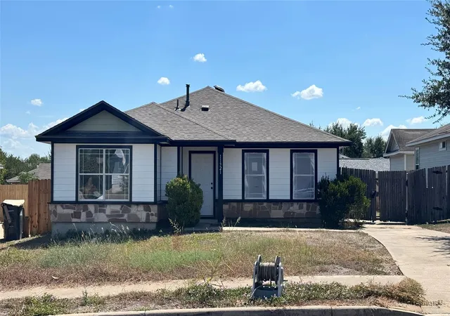 Single family home for sale at 11321 Briarcreek Loop, Manor, TX 78653 | MLS# 7057198