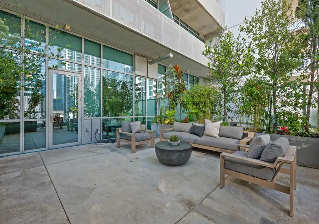 Listing Photo 1 - Condo for sale in building located at 222 W Ave, Austin, TX 78701 - Unit #1005