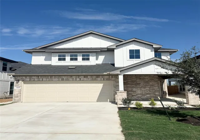 Single family home for sale at 318 Young St, Buda, TX 78610 | MLS# 8172827