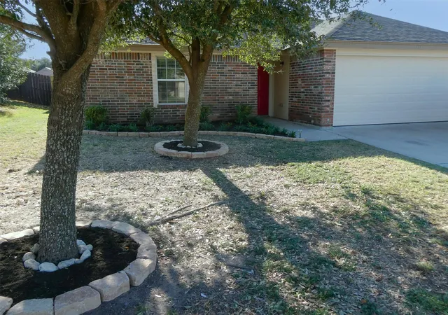 Photo 1 of Single family home for sale at 113 Soapstone Dr, Jarrell, TX 76537 | MLS# 4326010 | Listing updated on 2026-10-13