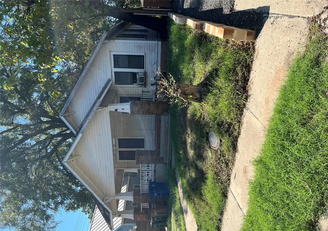 Photo 2 of Single family home for sale at 2409 Willow St, Austin, TX 78702 | MLS# 3057961 | Listing updated on 2026-10-13
