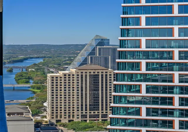 Photo 2 of Condo for sale at 610 Davis St #3805, Austin, TX 78701 | MLS# 3819402 | Listing updated on 2026-10-24