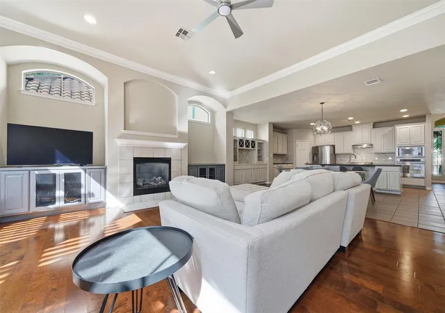 Photo 3 of Single family home for sale at 6367 Tasajillo Trl, Austin, TX 78739 | MLS# 2641916 | Listing updated on 2026-10-29