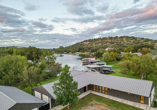 Photo 1 of Single family home for sale at 503 Shadyside Ln, Llano, TX 78643 | MLS# 4231899 | Listing updated on 2026-10-24