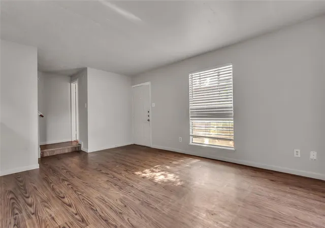 Photo 3 of House for sale at 5707 Cougar Dr, Austin, TX 78745 | MLS# 4994323 | Listing updated on 2026-10-16