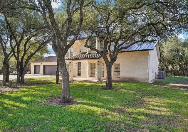 Photo 2 of Single family home for sale at 2833 Cedar Holw Rd, Georgetown, TX 78628 | MLS# 1057508 | Listing updated on 2026-10-16