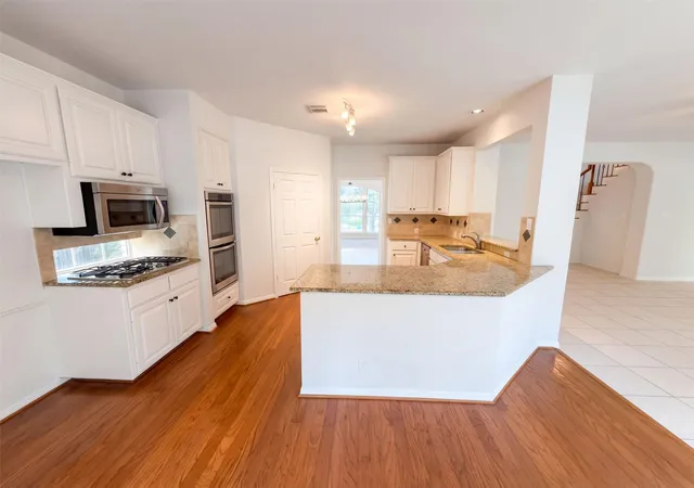 Photo 2 of Single family home for sale at 5400 Ketch Ct, Austin, TX 78730 | MLS# 9720227 | Listing updated on 2026-10-29