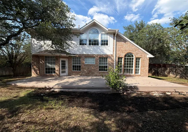 Photo 4 of Single family home for sale at 5400 Ketch Ct, Austin, TX 78730 | MLS# 9720227 | Listing updated on 2026-10-29