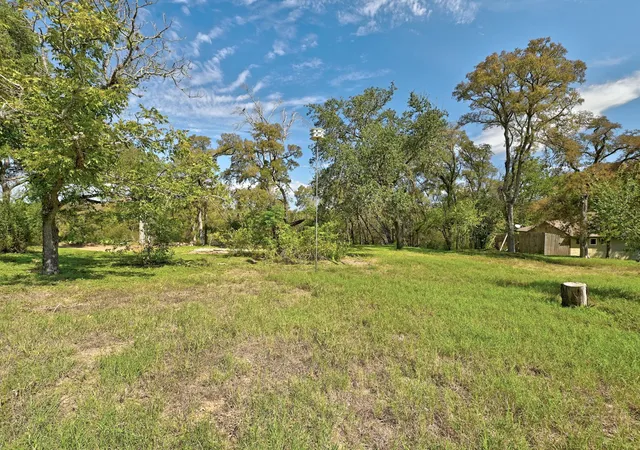 Photo 3 of Land for sale at 306 Bear Cyn Dr, Manchaca, TX 78652 | MLS# 4302057 | Listing updated on 2026-10-12