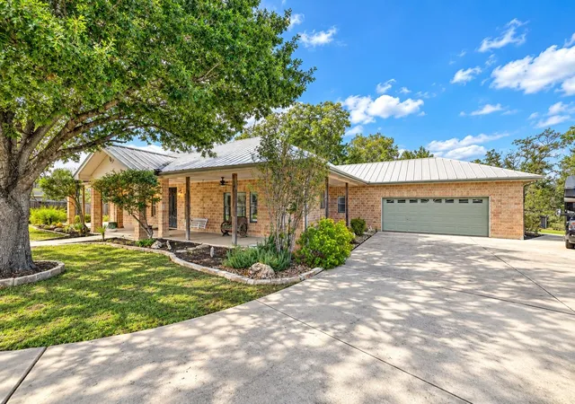 Photo 3 of Single family home for sale at 882 Cottonseed Run, Martindale, TX 78655 | MLS# 3123507 | Listing updated on 2026-10-14