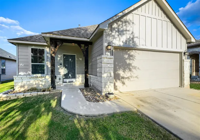 Photo 3 of Single family home for sale at 505 Coffee Berry Dr, Georgetown, TX 78626 | MLS# 1347623 | Listing updated on 2026-10-16