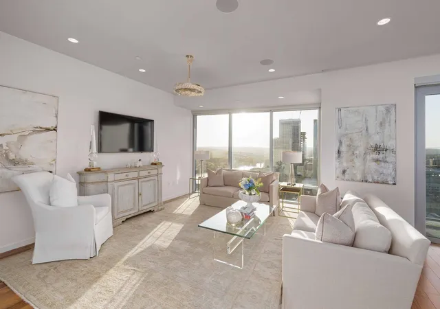 Photo 2 of Condo for sale at 200 Congress Ave #19AC, Austin, TX 78701 | MLS# 8290670 | Listing updated on 2026-10-27