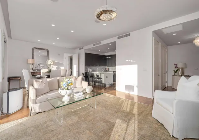 Photo 3 of Condo for sale at 200 Congress Ave #19AC, Austin, TX 78701 | MLS# 8290670 | Listing updated on 2026-10-27