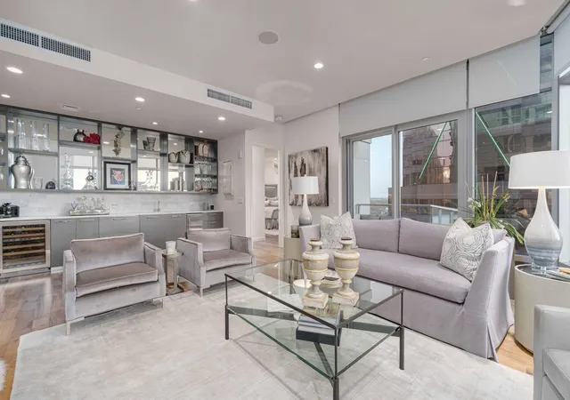 Photo 4 of Condo for sale at 200 Congress Ave #19AC, Austin, TX 78701 | MLS# 8290670 | Listing updated on 2026-10-27