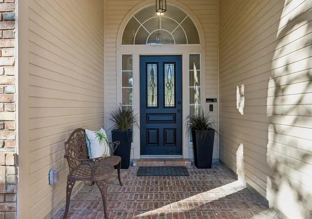 Photo 2 of Sale Pending at 6110 Dedham Ln, Austin, TX 78739 | MLS# 3756886 | Listing updated on 2026-10-29