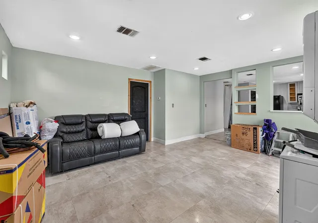 Photo 3 of Single family home for sale at 3134 Homannville Trl, Lockhart, TX 78644 | MLS# 9856624 | Listing updated on 2026-10-14