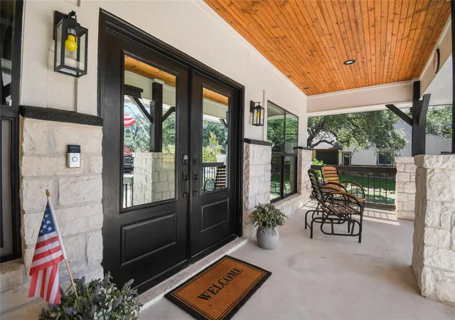 Photo 3 of Single family home for sale at 205 River Park Dr, Kingsland, TX 78639 | MLS# 1394937 | Listing updated on 2026-10-15