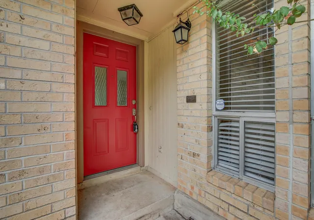 Photo 2 of Single family home for sale at 5626 Wagon Train Rd, Austin, TX 78749 | MLS# 7287259 | Listing updated on 2026-10-28