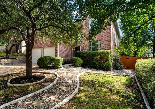 Photo 1 of Single family home for sale at 2950 Lantana Ridge Dr, Austin, TX 78732 | MLS# 7395183 | Listing updated on 2026-10-23